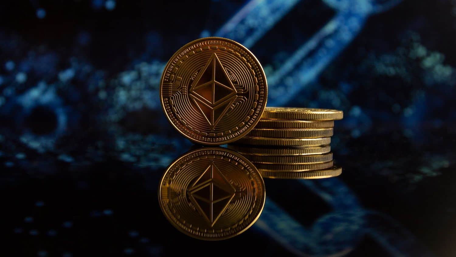 إيثريوم يستهدف 2,400 دولار مع تحوّل زخم عقود بينانس الآجلة إلى اتجاه صعودي
