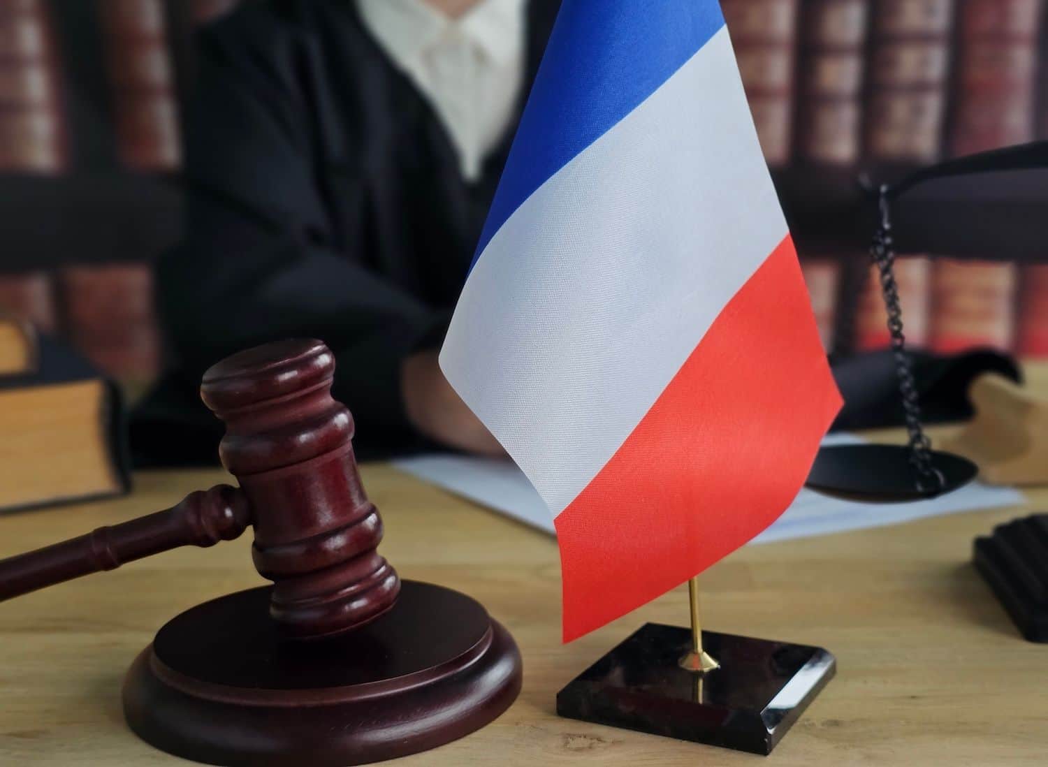 Chainalysis warns traders may go offshore if France applies its 31.4% crypto tax to stablecoin swaps (Image: Shutterstock)