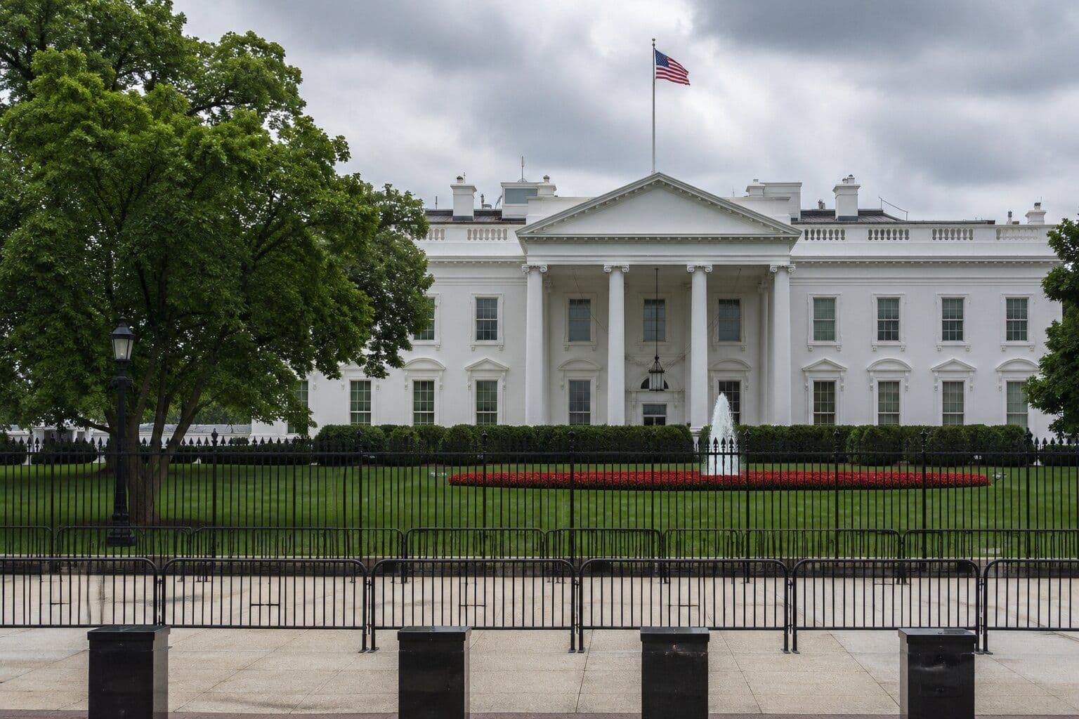 Federal AI oversight dispute surrounds OpenAI’s GPT-5.6 rollout and White House denial of approval power. (Image: Shutterstock)