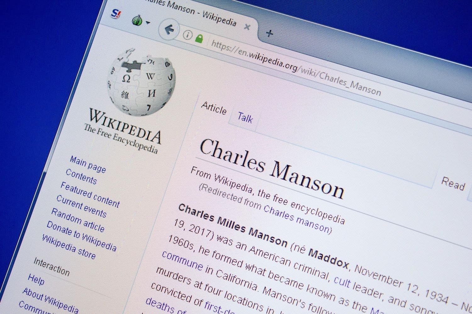 Filmmaker Sophia Maddox confronts her link to Charles Manson in a new Hulu documentary now drawing crypto prediction market interest. (Image: Shutterstock)