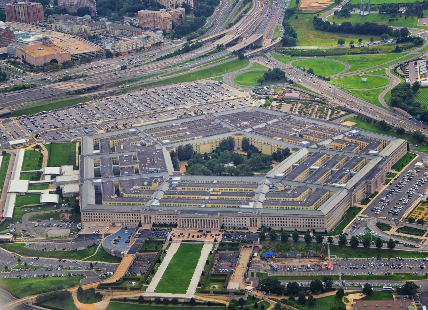 Anthropic's Claude was absent as OpenAI and Starshield AI models opened to 3 million Pentagon personnel on GenAI.mil. (Image: Shutterstock)
