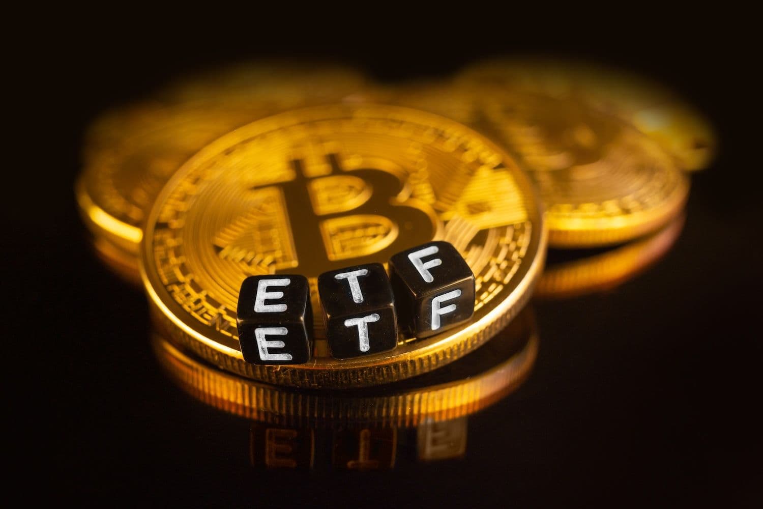 Биткойн ETF потеряли $1,22 млрд на четвертой неделе оттоков на фоне рыночной коррекции
