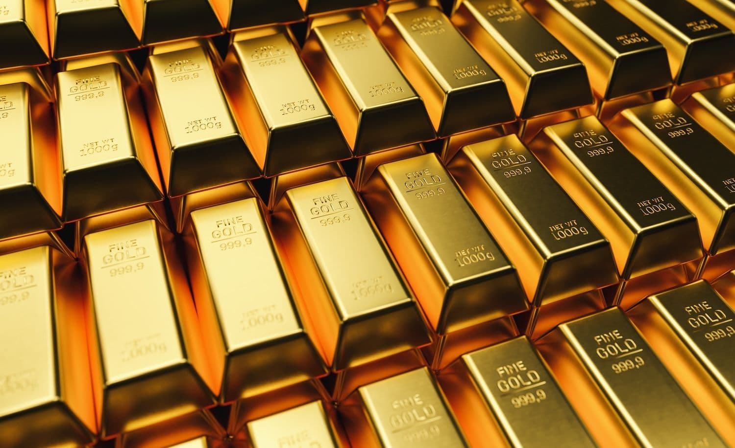 A gold CFD allows traders to profit from both rising and falling markets without owning the underlying asset (Image: Shutterstock)