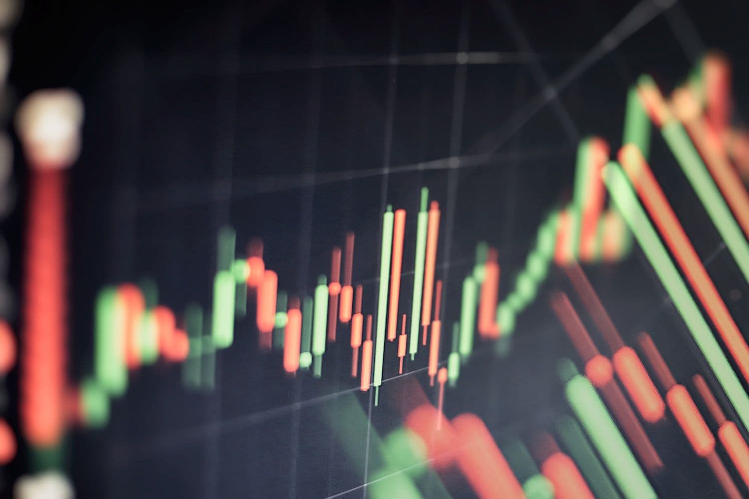 取引所への流入が圧力増大を示す中、XRPが12月に11.4%下落
