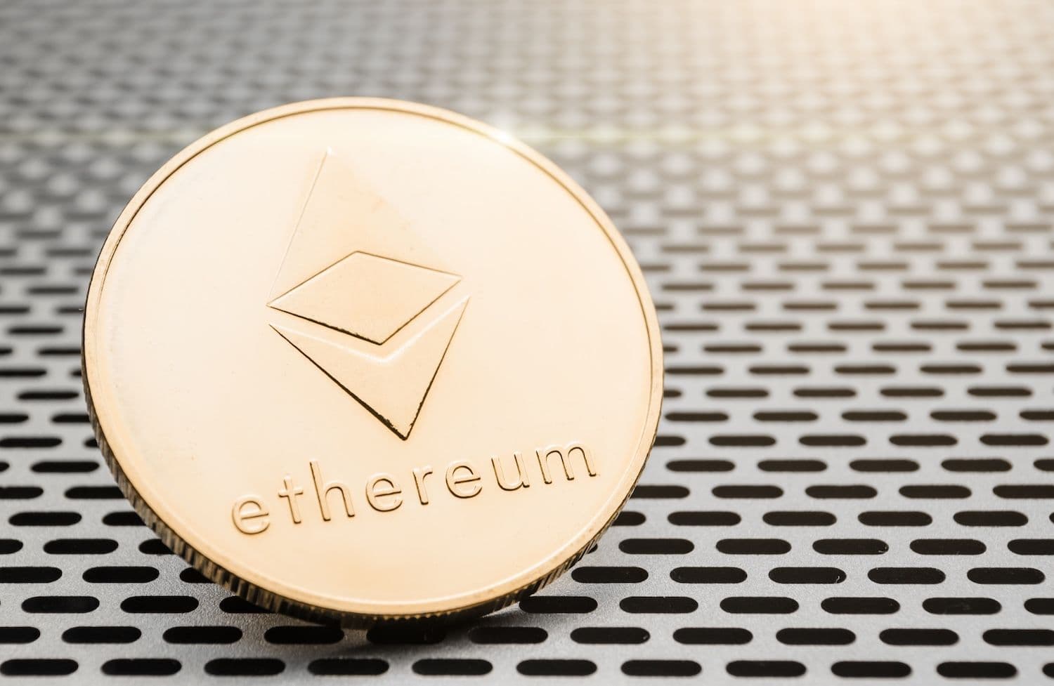 Crowded futures books and a 42,000 ETH stake from Purpose Investments framed Ether trading near 0.65 leverage. (Image: Shutterstock)