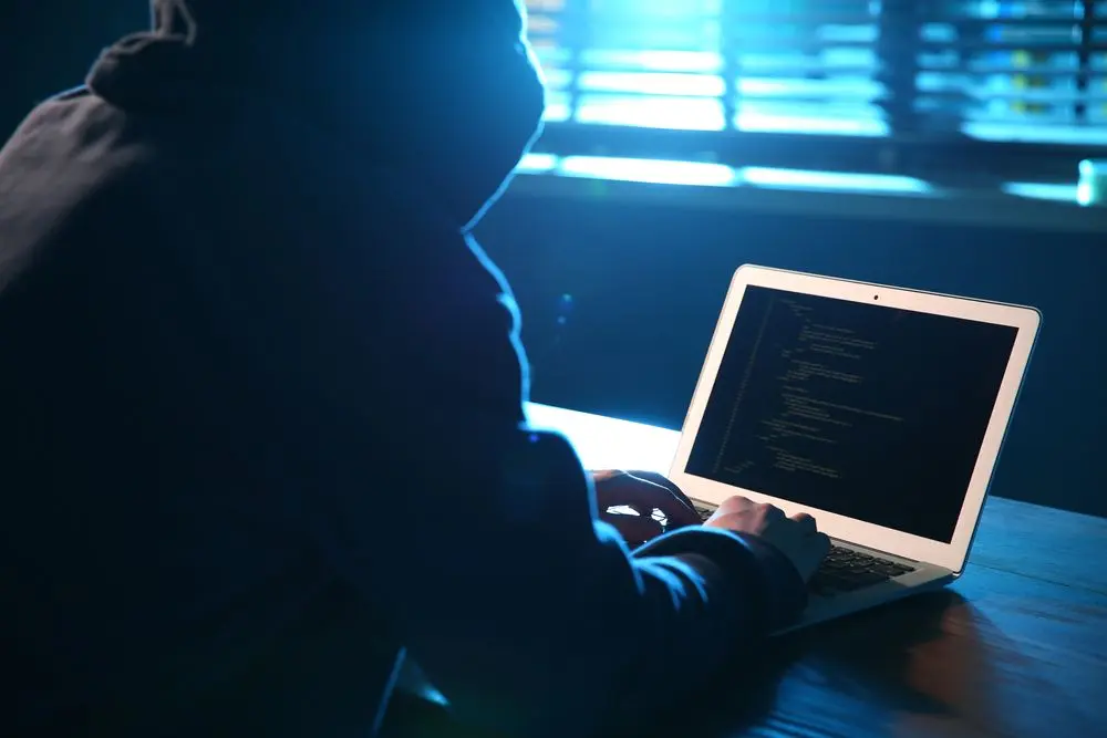 Social Engineering Plot Foiled at Binance and Kraken After Coinbase Breach Fallout
