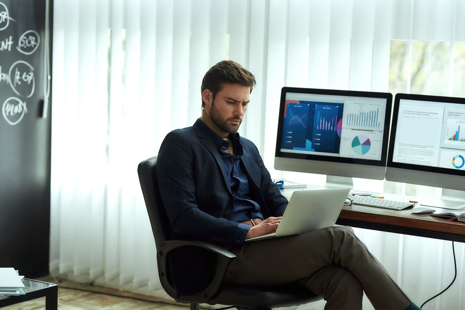 XRP tăng 4.5% lên $2.35 khi sự quan tâm của tổ chức thúc đẩy khối lượng giao dịch
