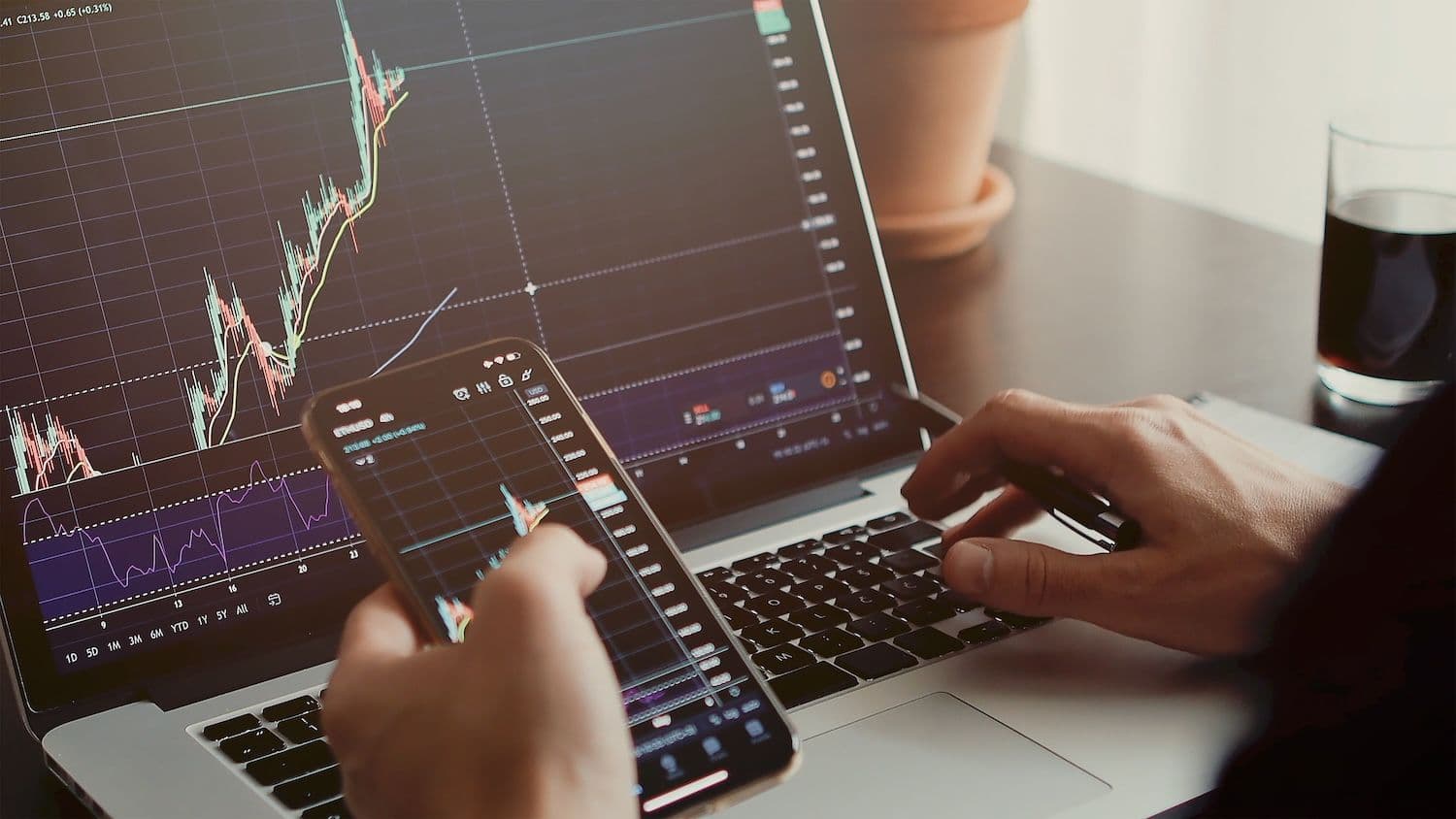 desktop-pakar-mengaitkan-lonjakan-harga-xrp-dengan-perdagangan-bot-milidetik-di-bursa-besar