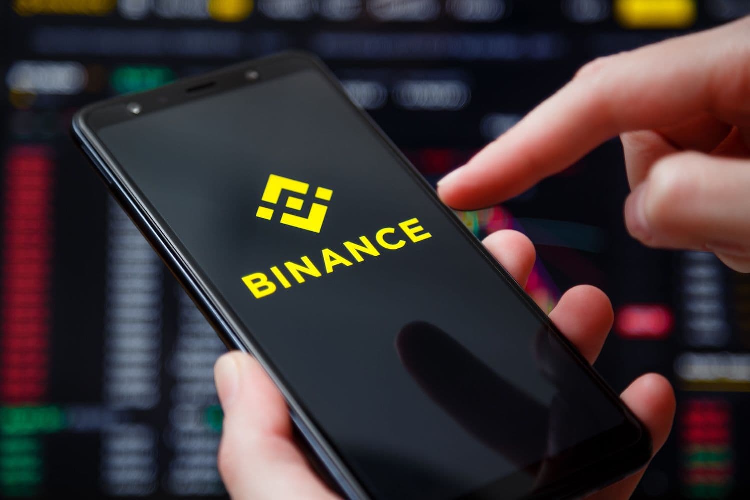 Binance Futures Trading si oscurano per meno di 60 minuti,  gli utenti lo confrontano con FTX
