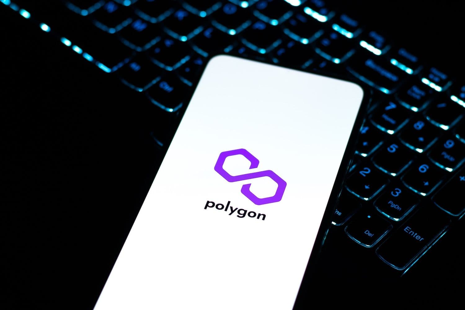 Por que a Polygon acabou de ocultar detalhes de stablecoins por trás de provas de conhecimento zero
