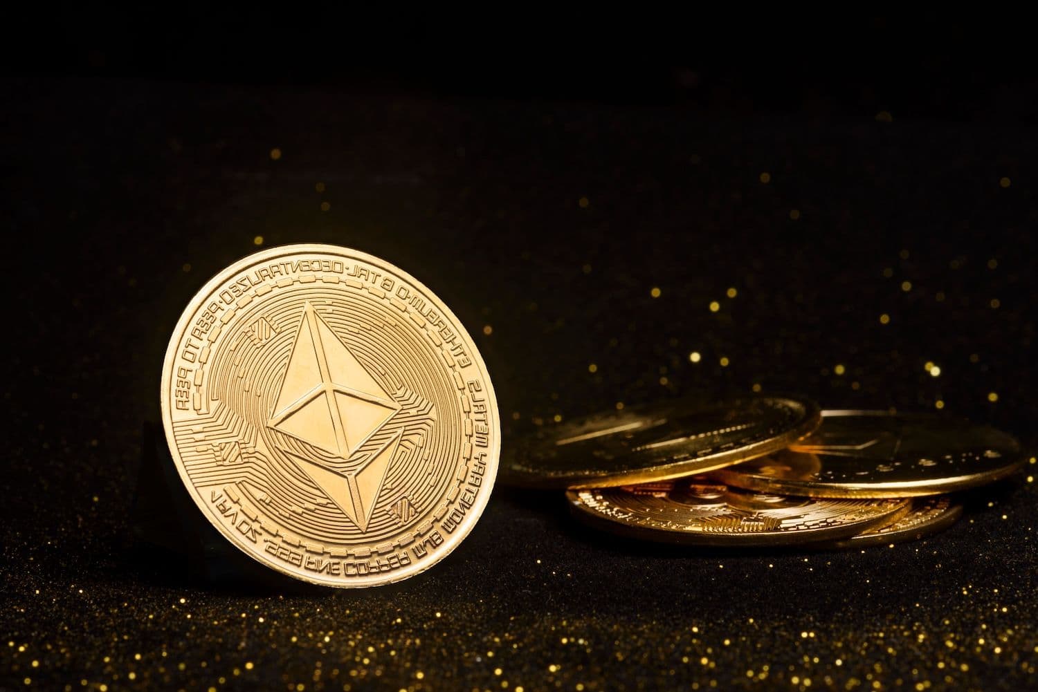 ETH Futures Hit An All-Time High While Spot Price Craters, Here's Why