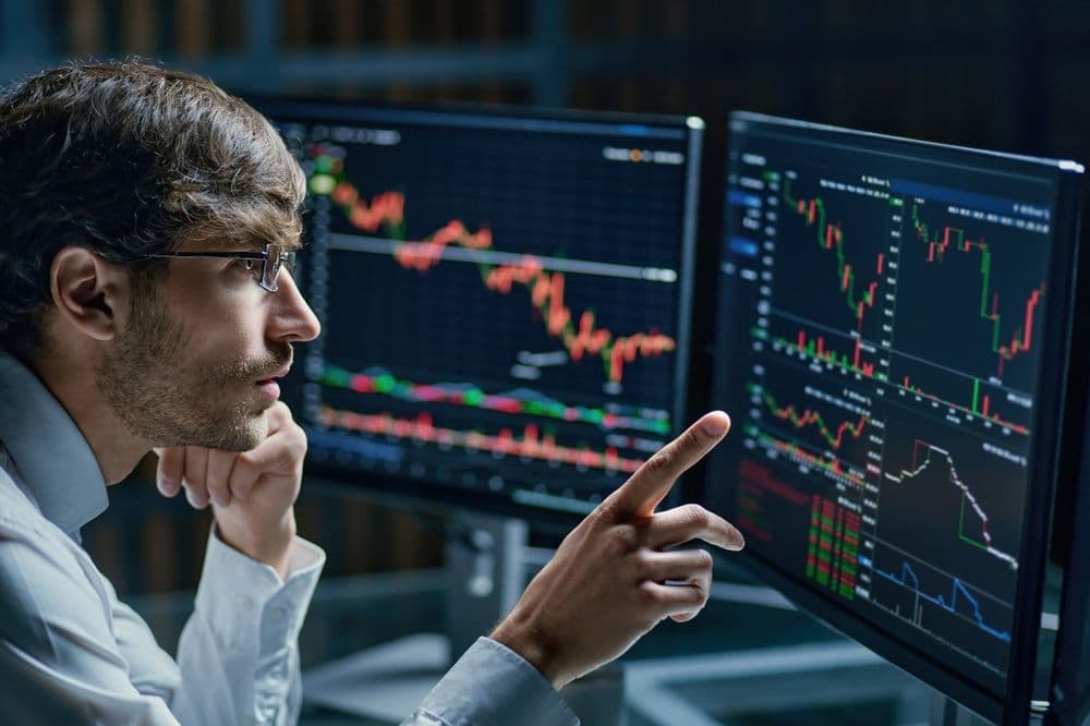 Napływy Bitcoina Dominują, gdy Kryptowaluty Notują Wzrost Inwestycji o  $882M w Skali Tygodnia
