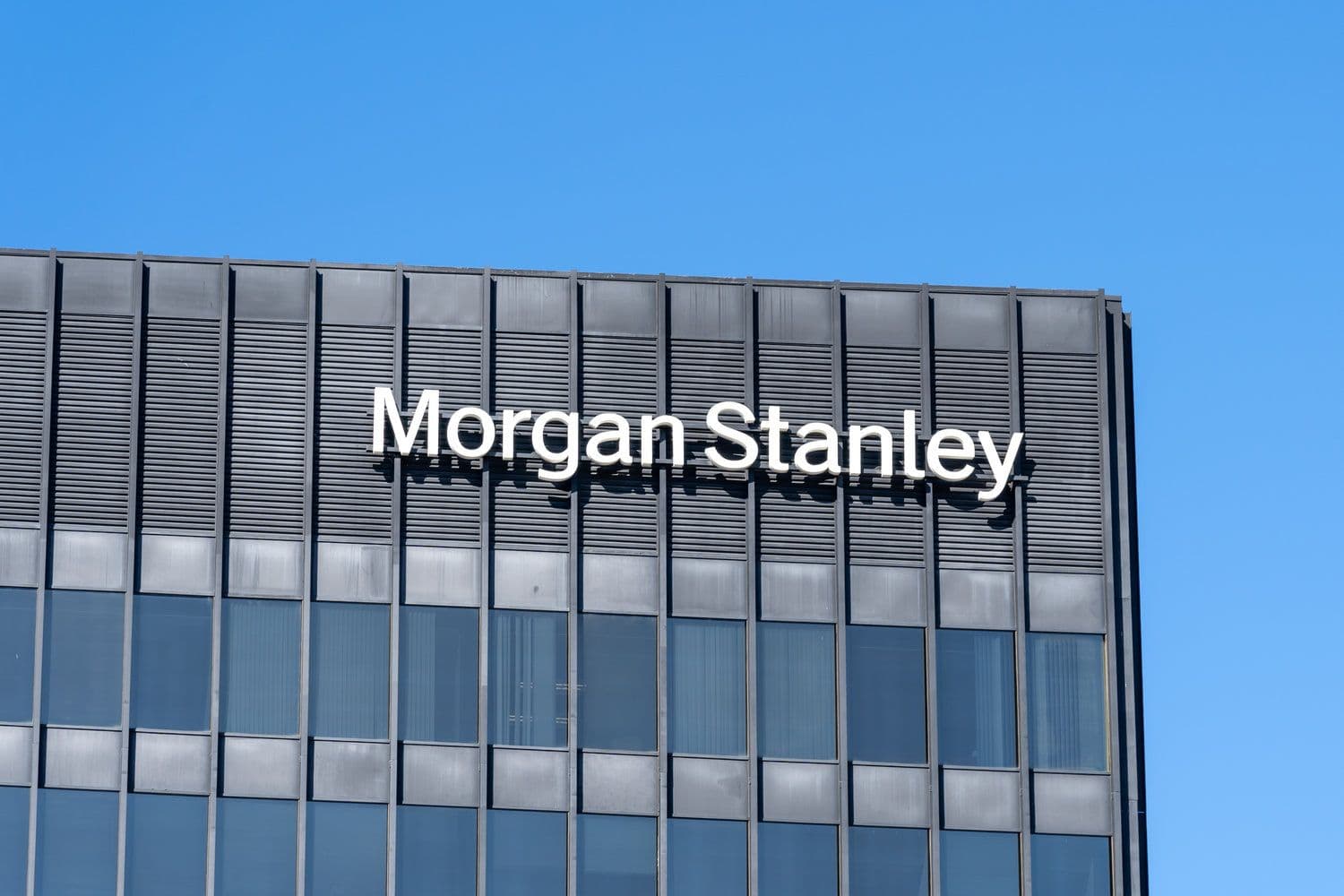desktop-wall-street-giants-morgan-stanley-charles-schwab-push-bitcoin-near-dollar97k-with-retail-crypto-plans