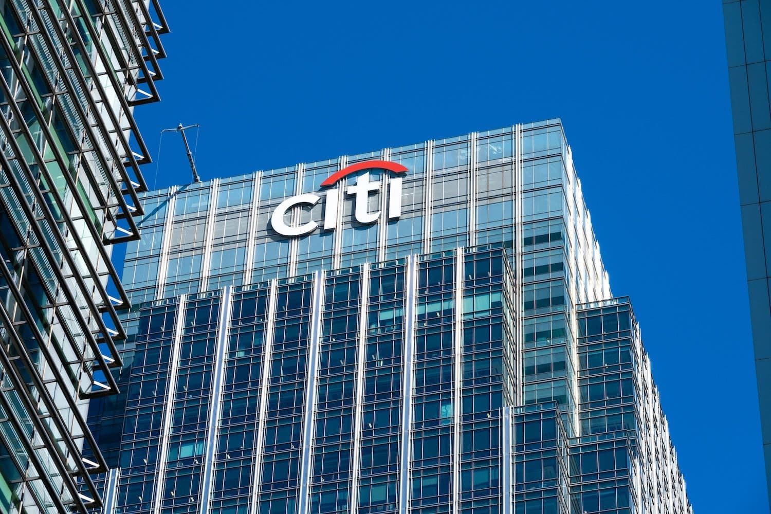 desktop-citigroup-enters-stablecoin-race-amid-projected-dollar2-trillion-market-growth