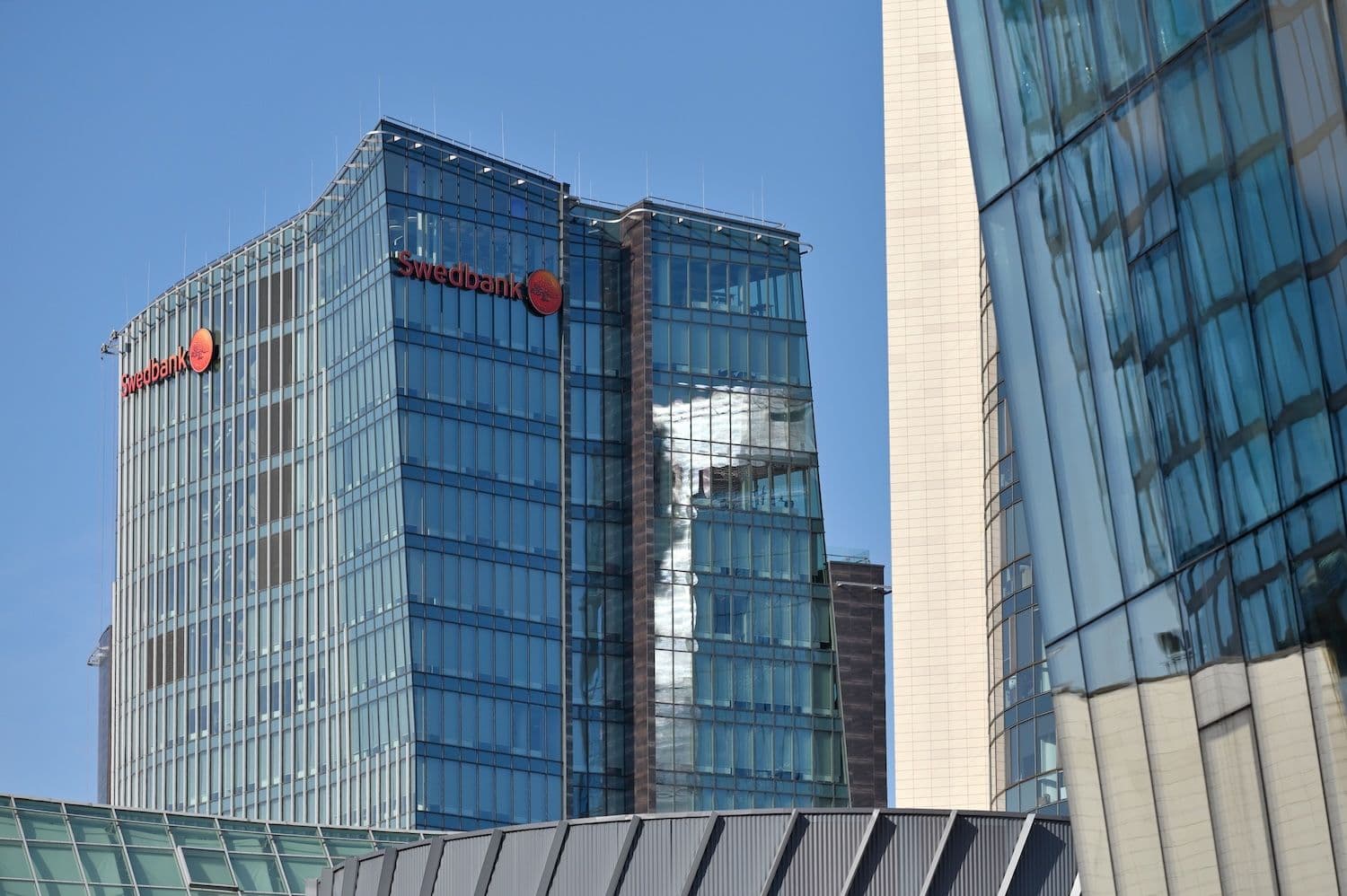 Lituânia ameaça penas de prisão para empresas de cripto sem licença após prazo de 31 de dezembro
