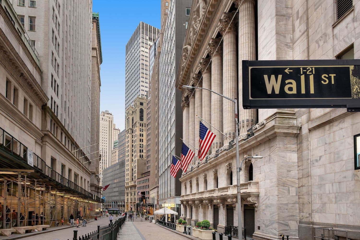 Il mercato degli ETF USA raggiunge il traguardo di 1,4 trilioni di dollari di afflussi mentre i prodotti su altcoin guadagnano terreno
