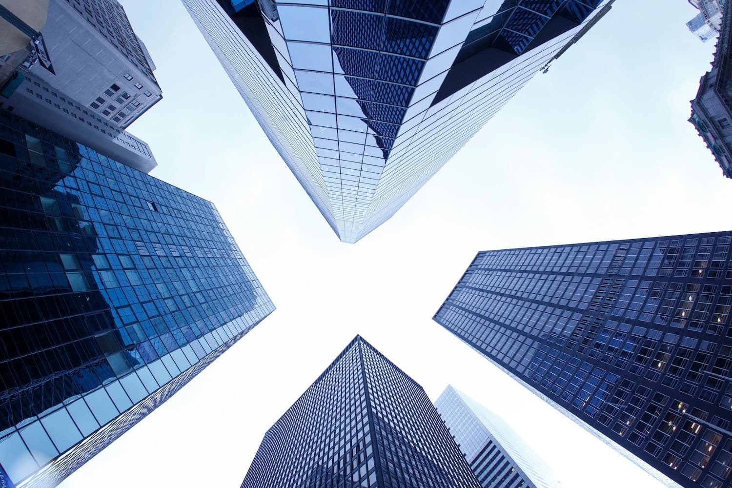 Abraxas Capital scommette $488 milioni contro Bitcoin con una massiccia posizione corta
