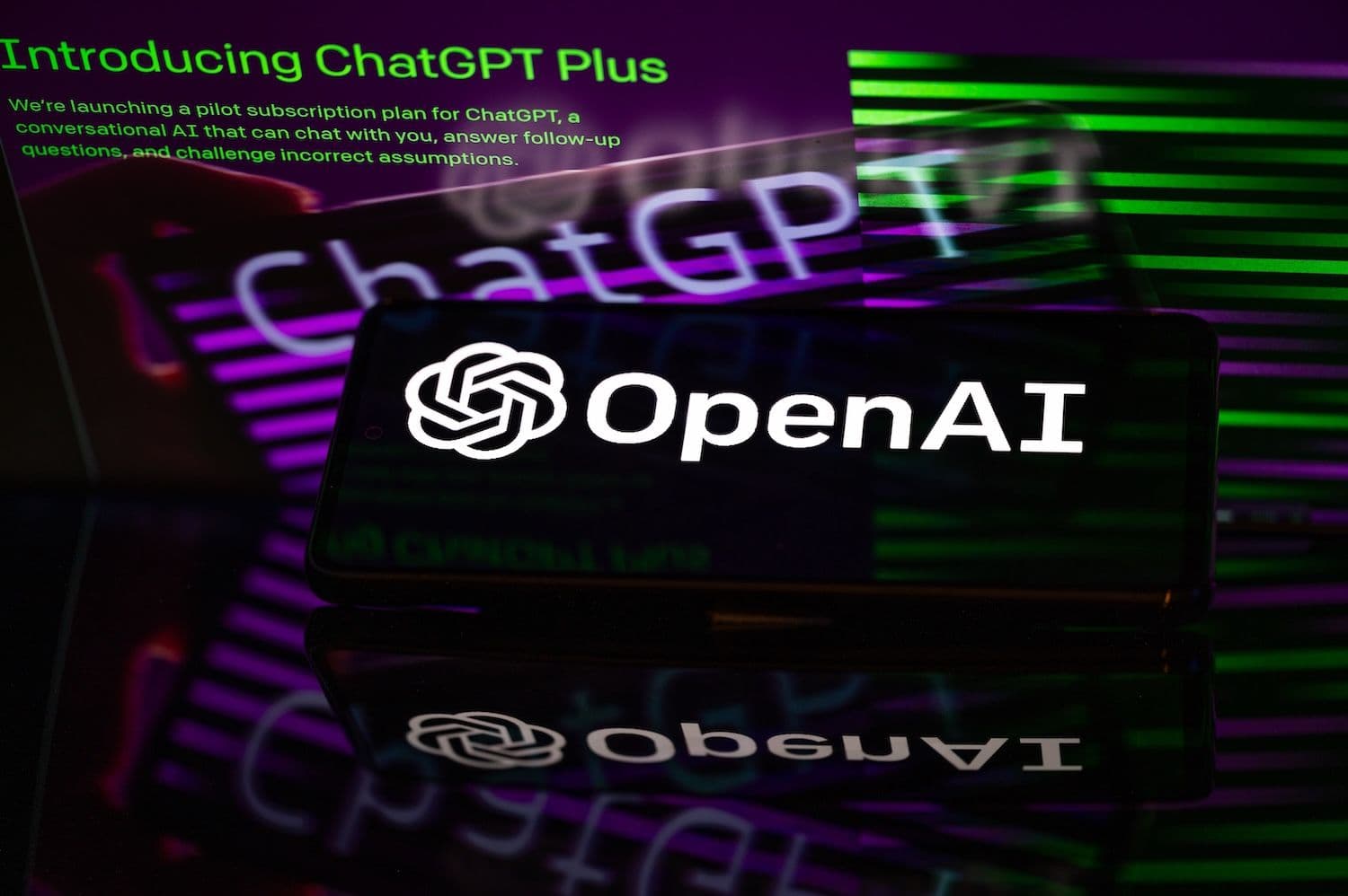 desktop-claude-mythos-vs-gpt-55-el-modelo-con-acceso-restringido-de-anthropic-gana-6-de-9-pruebas