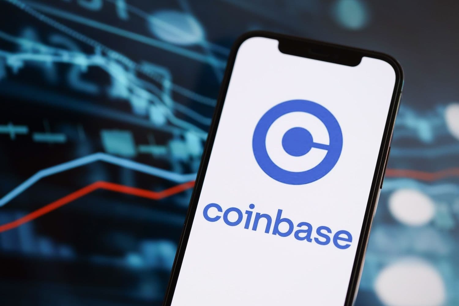 Les critiques fustigent les 0,10 % de frais de Coinbase sur les transactions en USDC dépassant 5 millions de dollars

