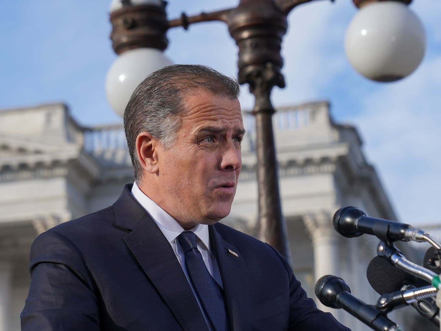 Founders take 30% of Hunter Biden's LAPTOP meme coin, arriving Sept. 9 with payouts aimed at traders burned by Trump's token. (Image: Shutterstock)