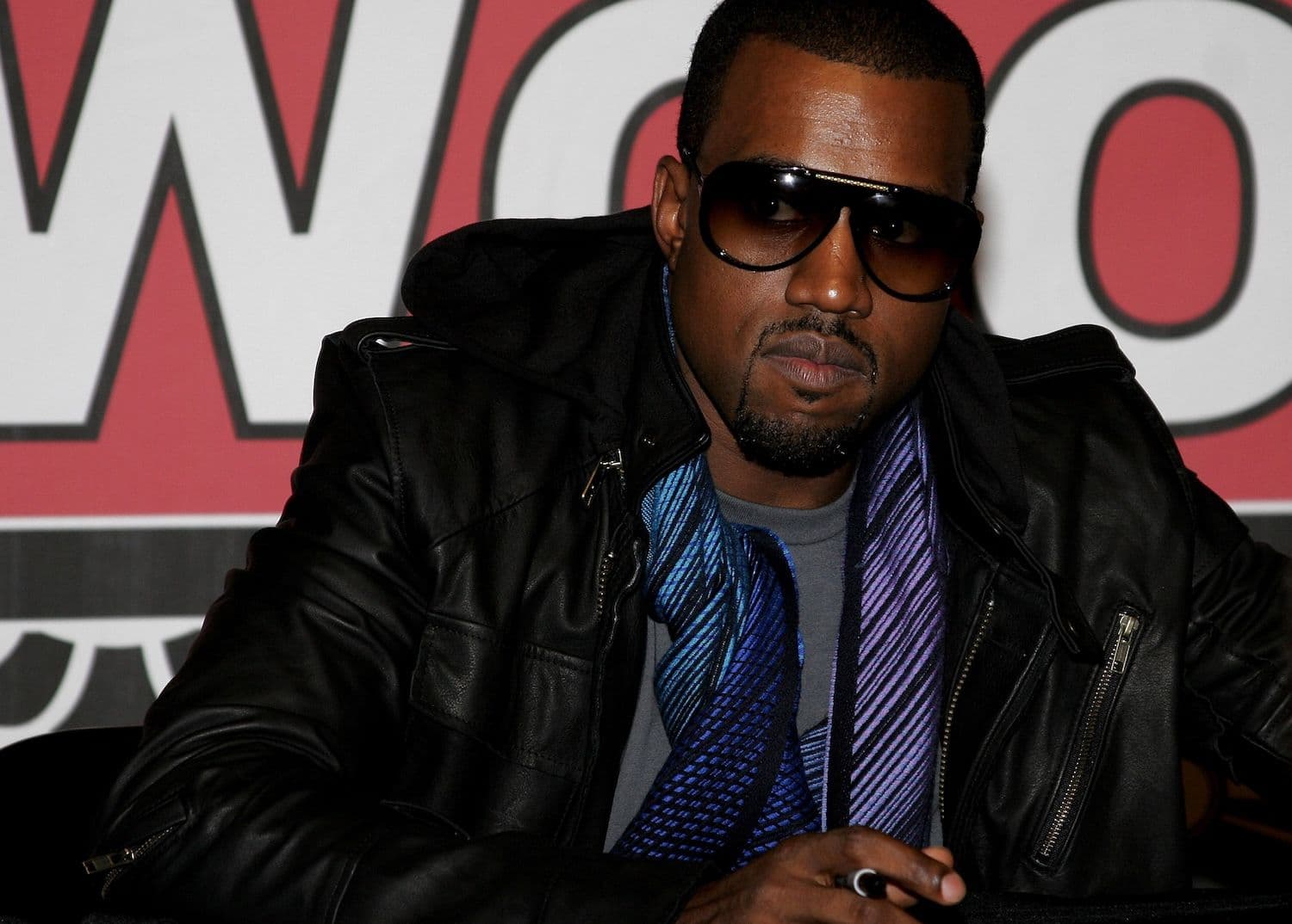 Token YZY Kanye West Mencapai $3 Miliar Sebelum Turun Karena Kekhawatiran Perdagangan Orang Dalam
