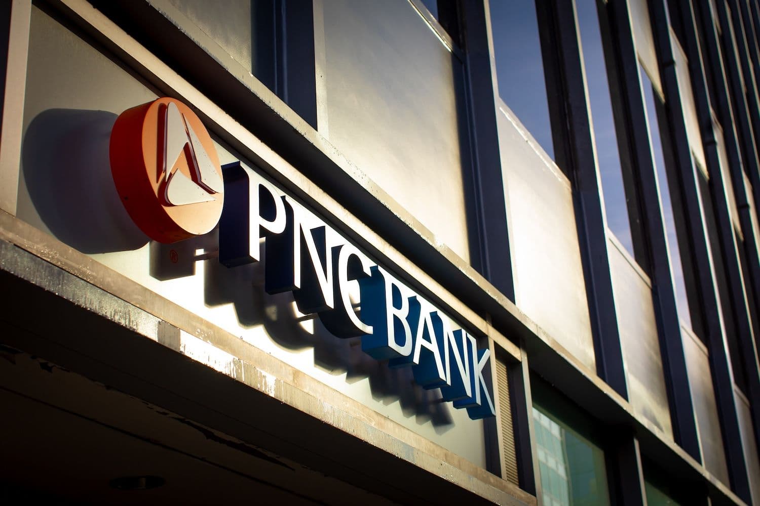 desktop-pnc-bank-сотрудничает-с-coinbase-для-запуска-криптоуслуг-для-институциональных-клиентов