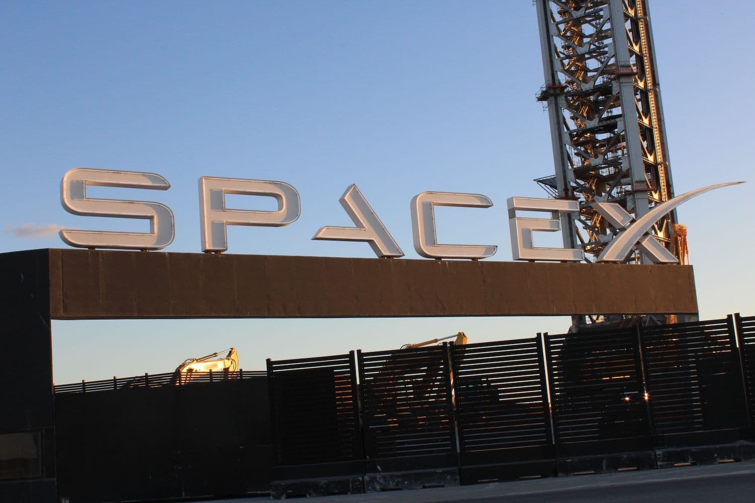 The rocket company's future looks more like an AI infrastructure story than a spaceflight one, one analyst says. (Image: Shutterstock)