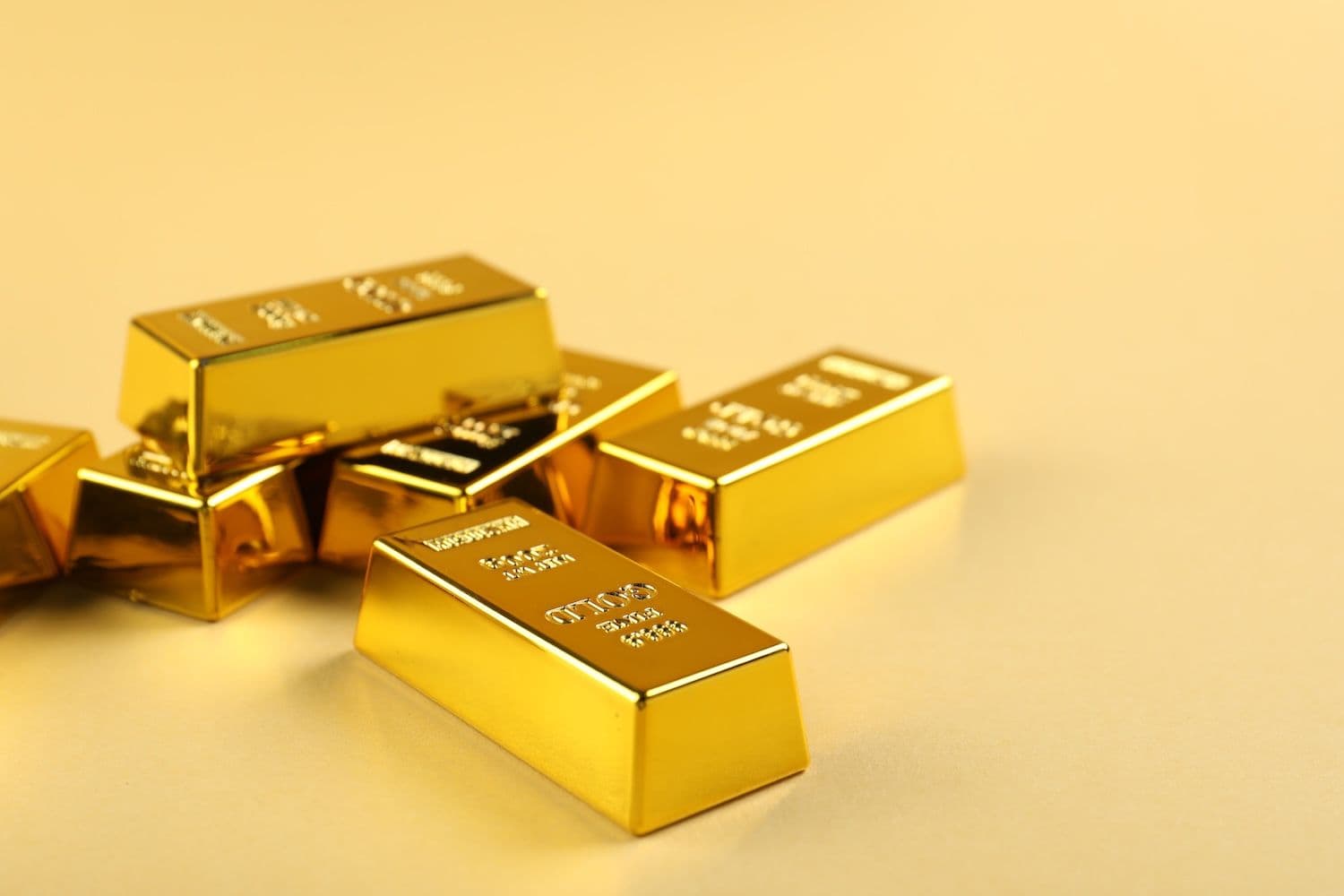 Washington's rejection of a fabricated Iran Hormuz peace report sent precious metals sharply lower on Wednesday. (Image: Shutterstock)