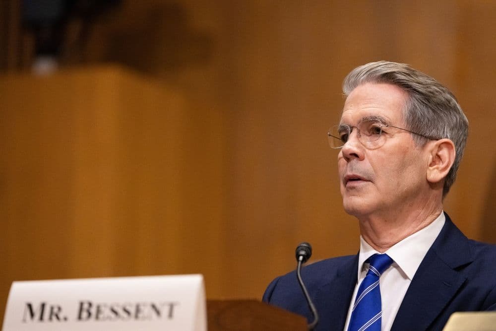 desktop-treasury-secretary-bessent-blasts-crypto-nihilists-resisting-market-structure-bill