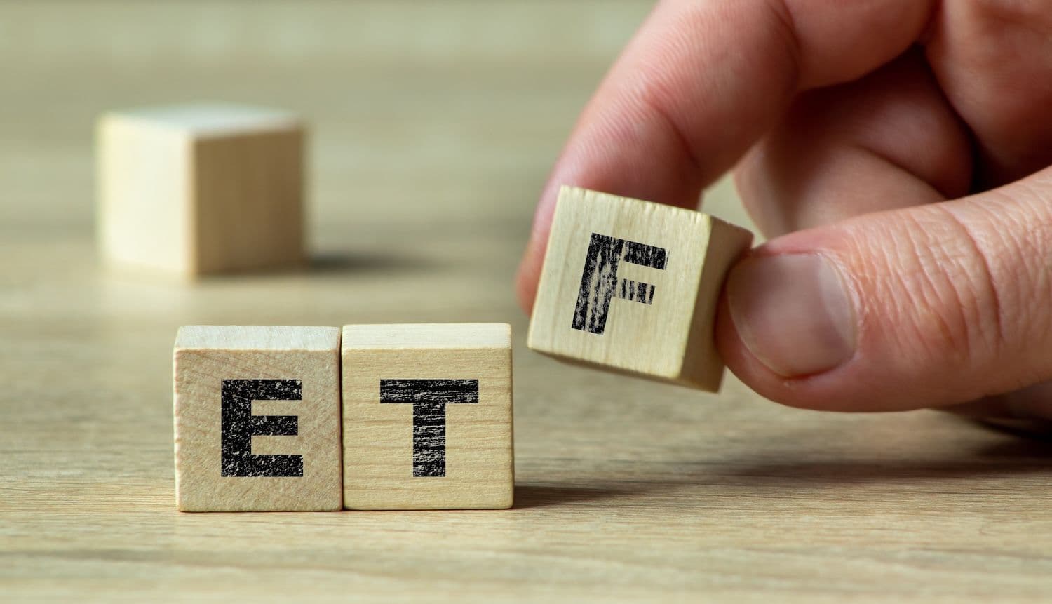 T. Rowe Price TKNZ Launch Marks A New Era For Active Crypto ETFs