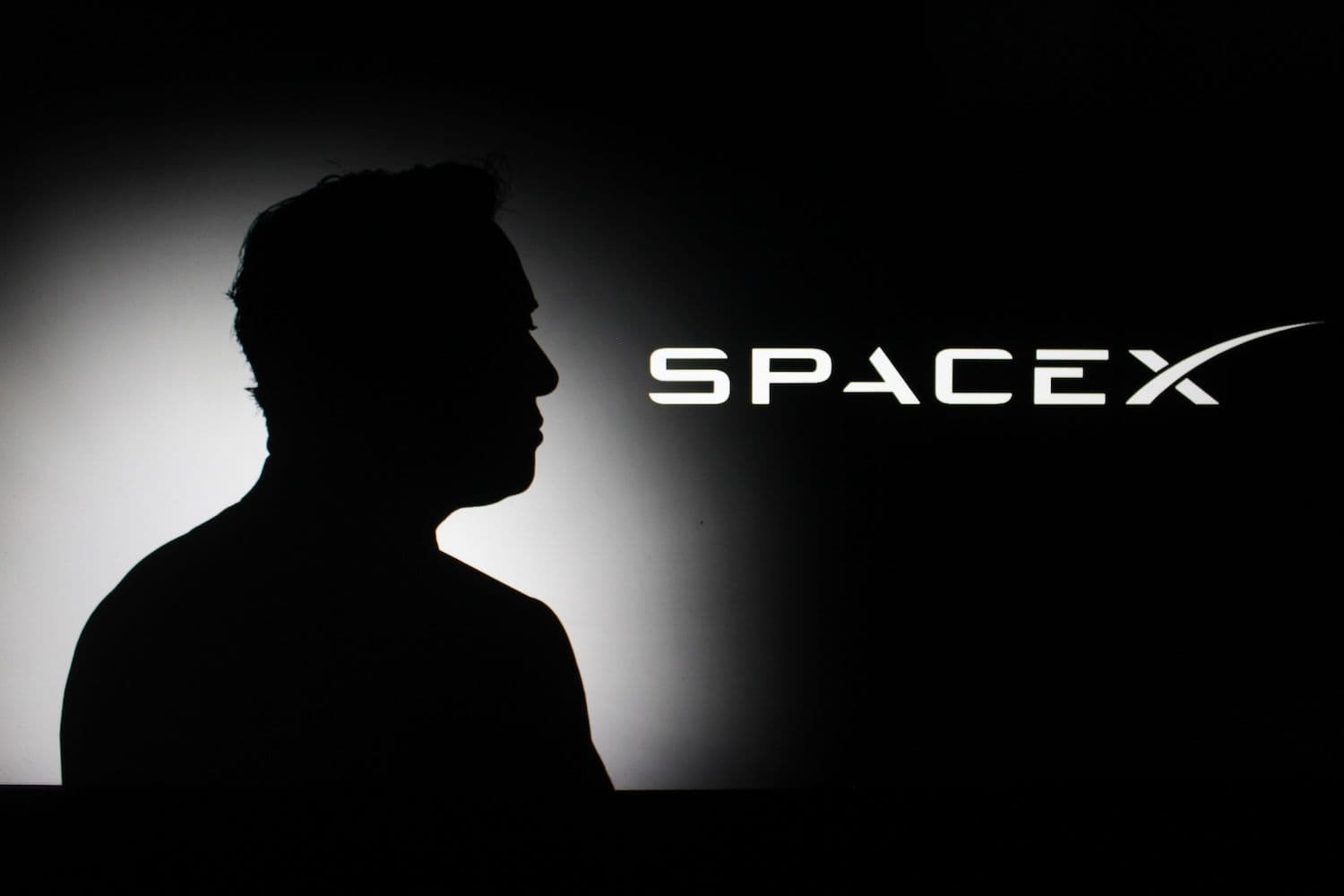 Elon Musk said on X that SpaceX will replace the SpaceXAI name with SpaceXSI following Donald Trump's super intelligence order (Image: Shutterstock)