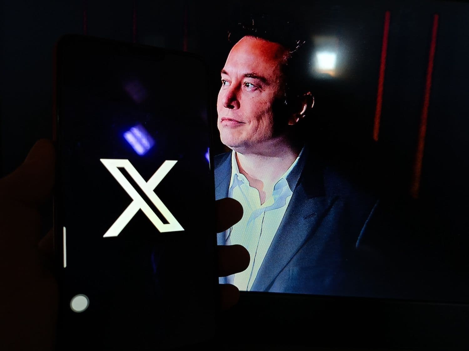 X Money is live for paying X users, with a 6% yield, a Visa debit card and zero crypto features. (Image: Shutterstock)