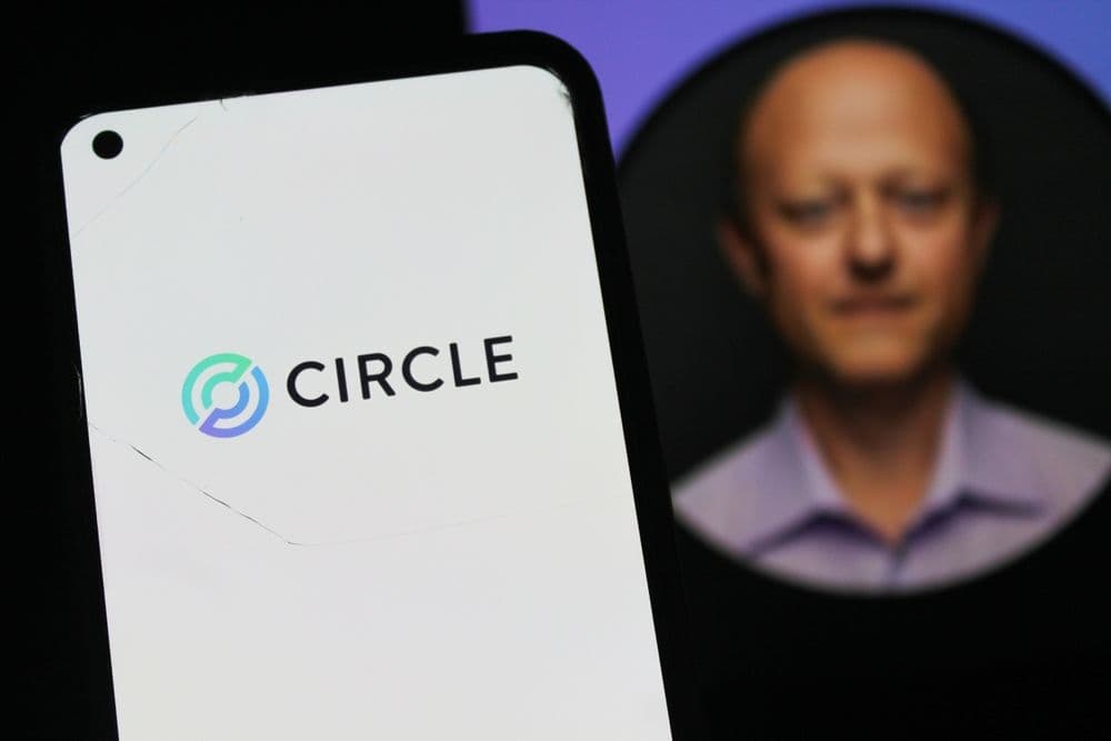 Le PDG de Circle écarte les craintes de ruée bancaire liées au rendement des stablecoins au milieu du débat réglementaire
