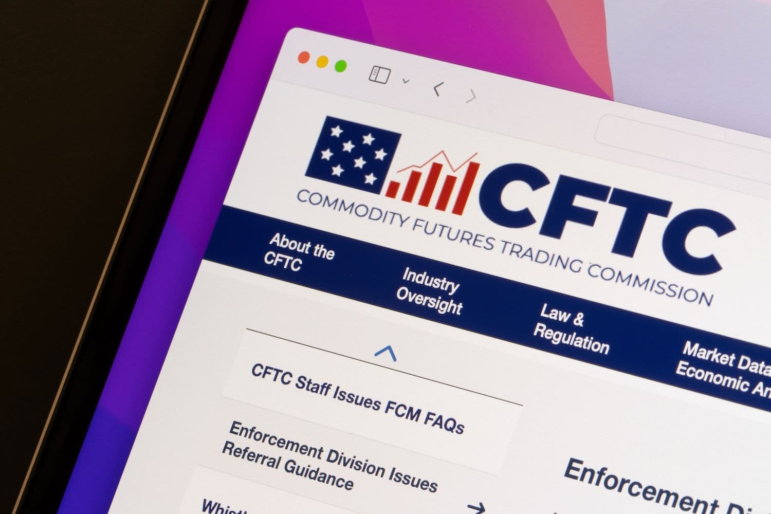 A legal fight over crypto perps begins as CME challenges CFTC approval of no-expiry futures. (Image: Shutterstock)