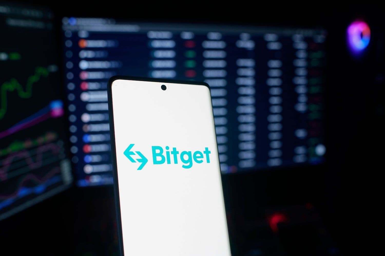 The exchange reported returning about $32.3 million to users in 2025 while opening its anti-scam campaign for the new year. (Image: Shutterstock)