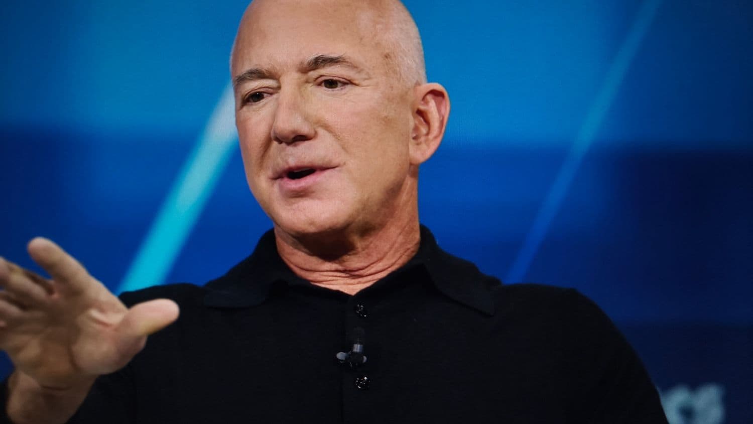 Prometheus valuation surge puts Jeff Bezos’ AI jobs argument in focus. (Image: Shutterstock)