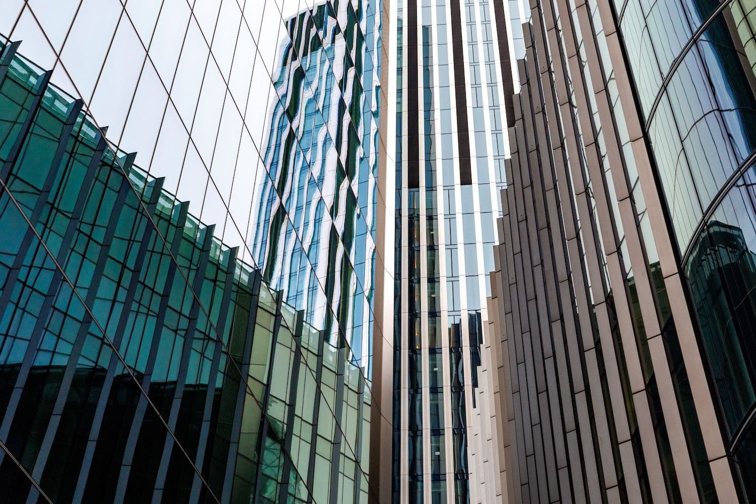 Cardano 的 Midnight 促成首筆受監管交易 Monument Bank 將 2.5 億英鎊資產代幣化
