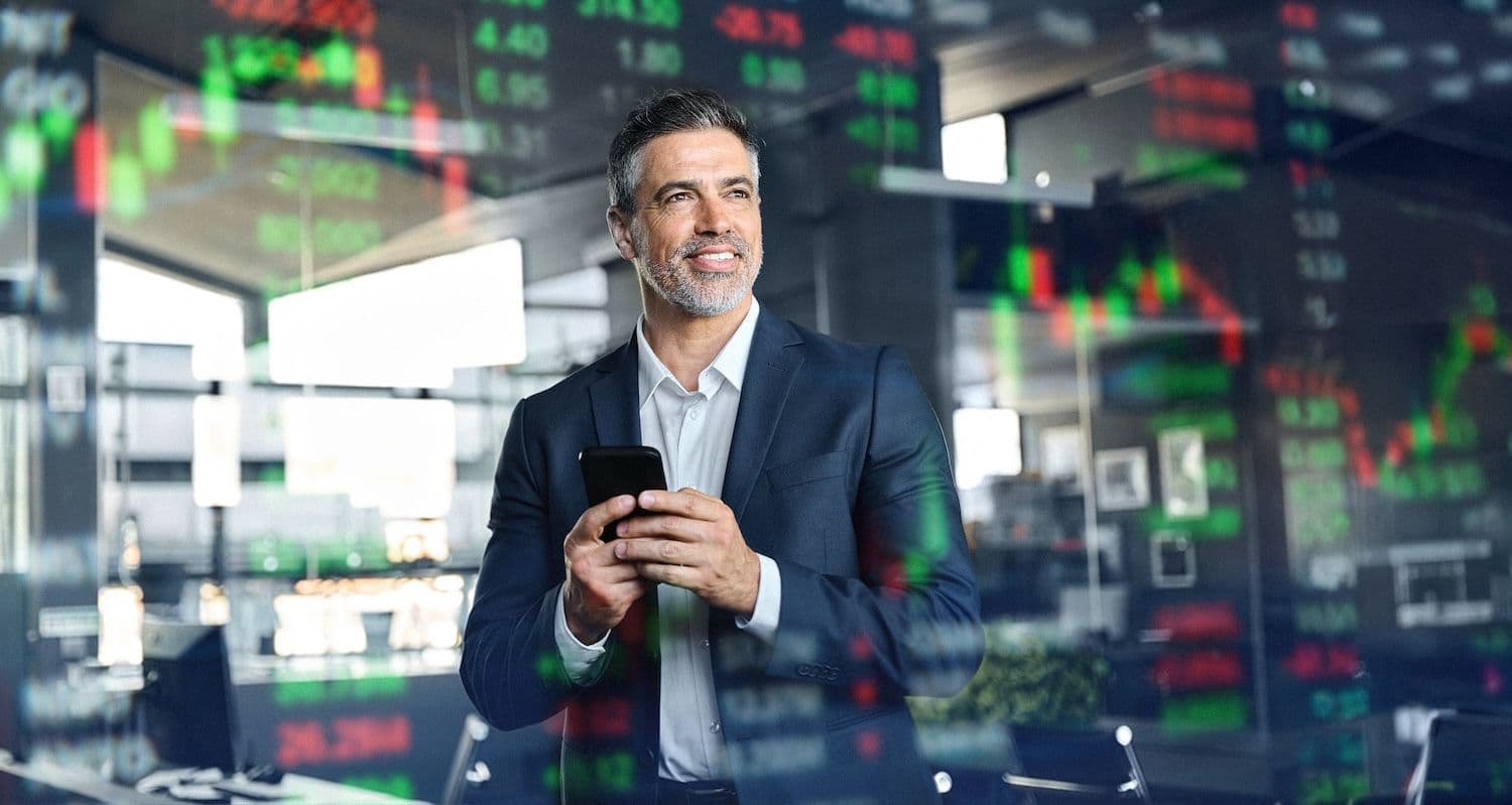 FOMO em cripto: como parar de correr atrás de pumps e pensar no longo prazo
