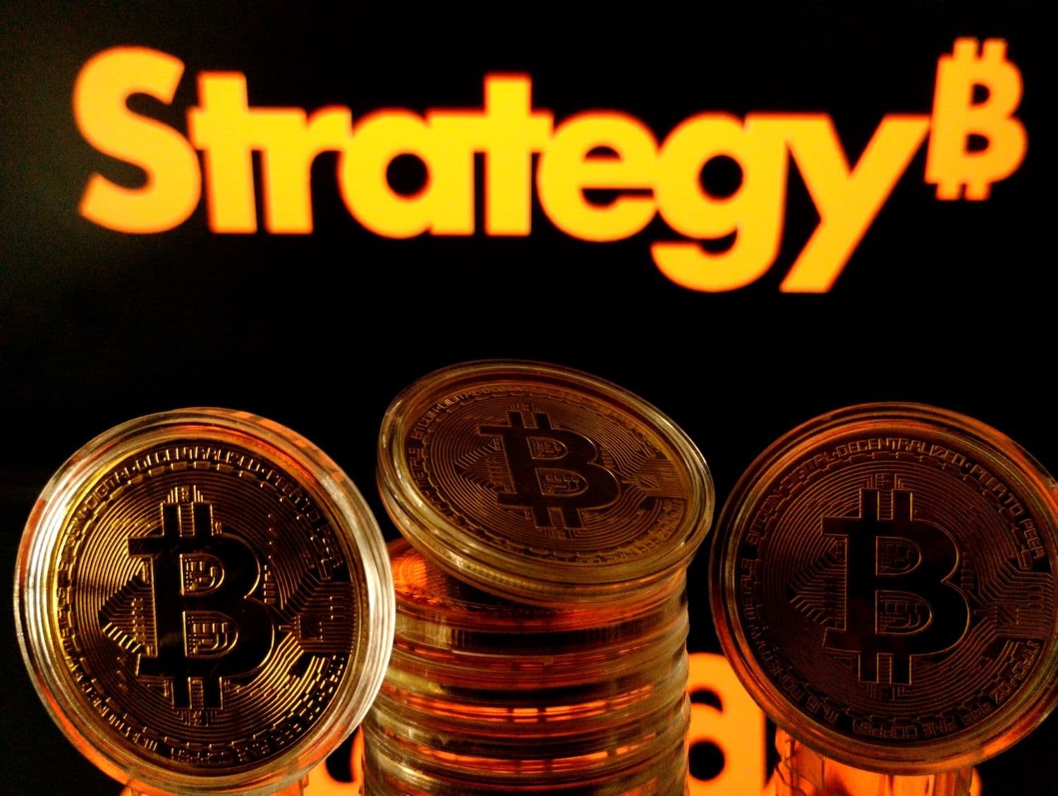 Bitcoin purchases have stopped at Michael Saylor's company for four straight weekly filings, days ahead of quarterly results. (Image: Shutterstock)