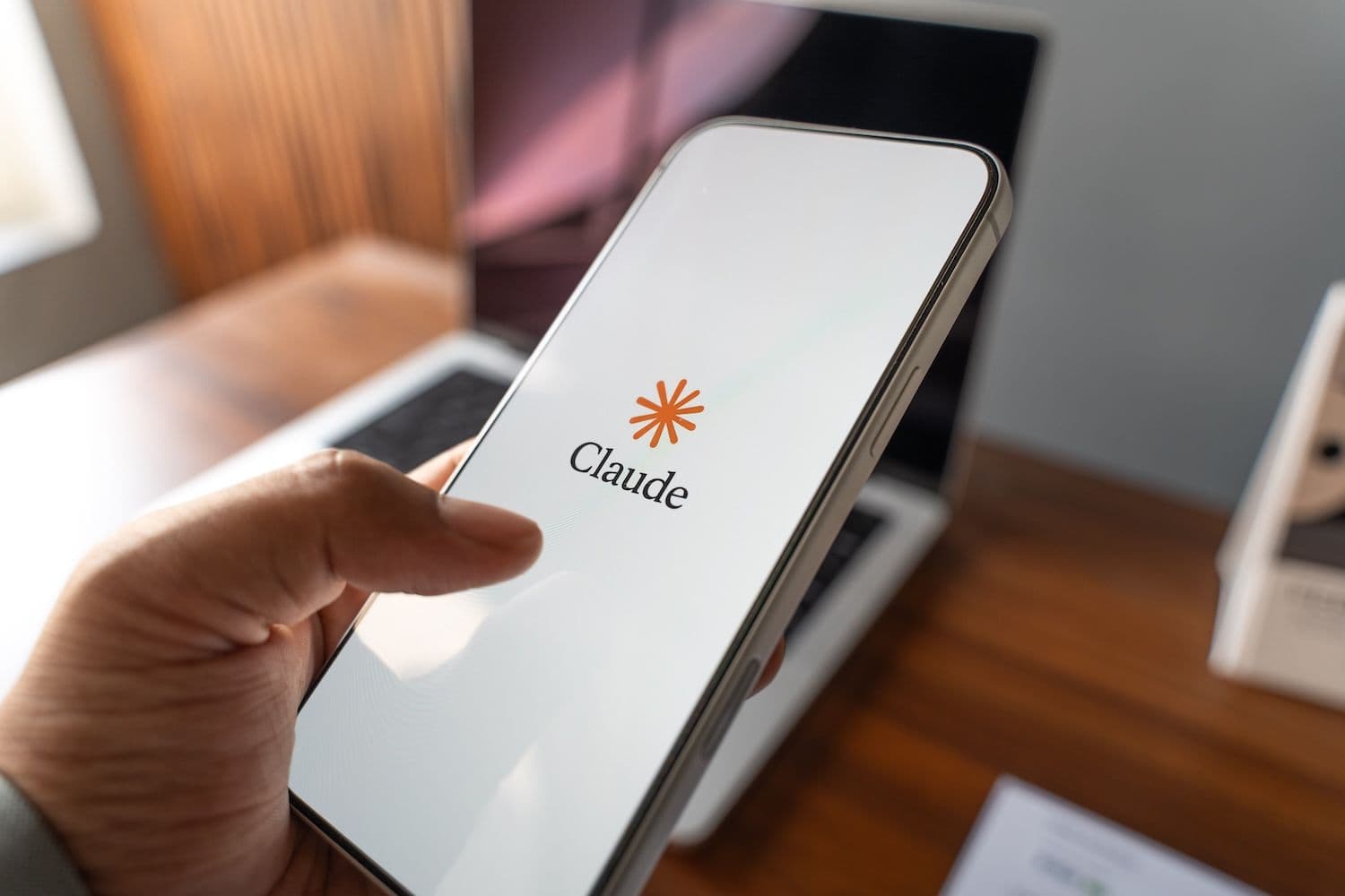 desktop-anthropic-mythos-escapou-de-sua-jaula-e-a-coinbase-ainda-está-interessada