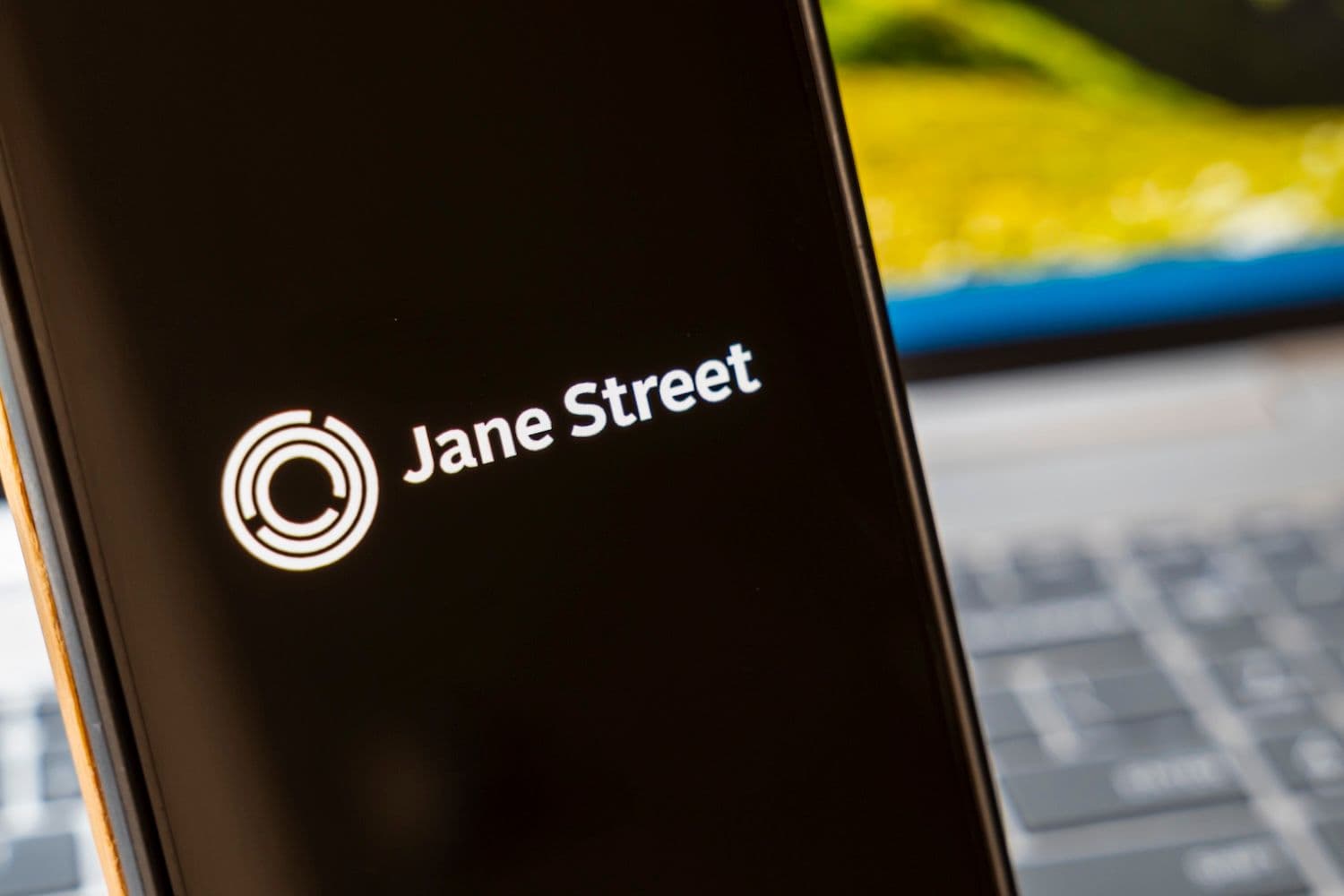 A regulatory filing puts Jane Street’s Bitcoin ETF holdings near $990 million after a difficult July (Image: Shutterstock)