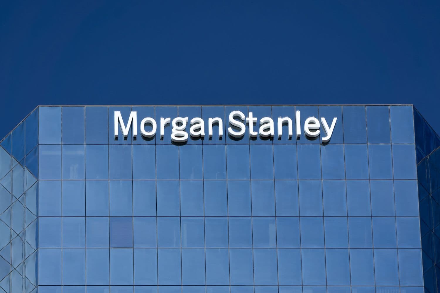 Morgan Stanley Enters Bitcoin ETF Race With The Lowest Fee On Market