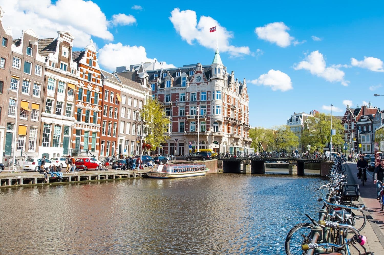 A revised Dutch Box 3 plan moves most investments to realized-gains taxation from 2028, with direct crypto following in 2030. (Image: Shutterstock)