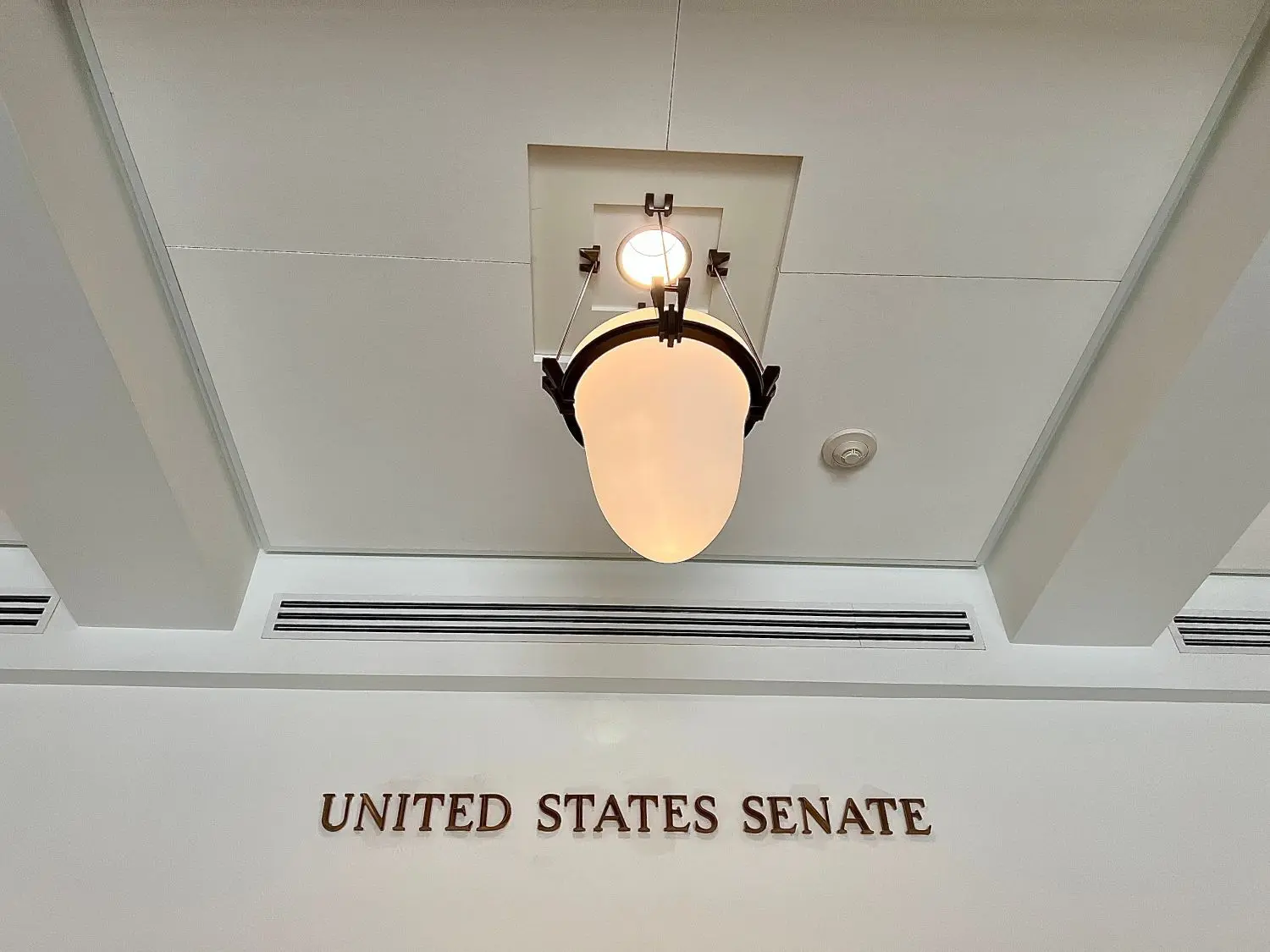 CFTC Takes Control As Senate Committee Fast-Tracks Landmark Bitcoin Regulation Framework
