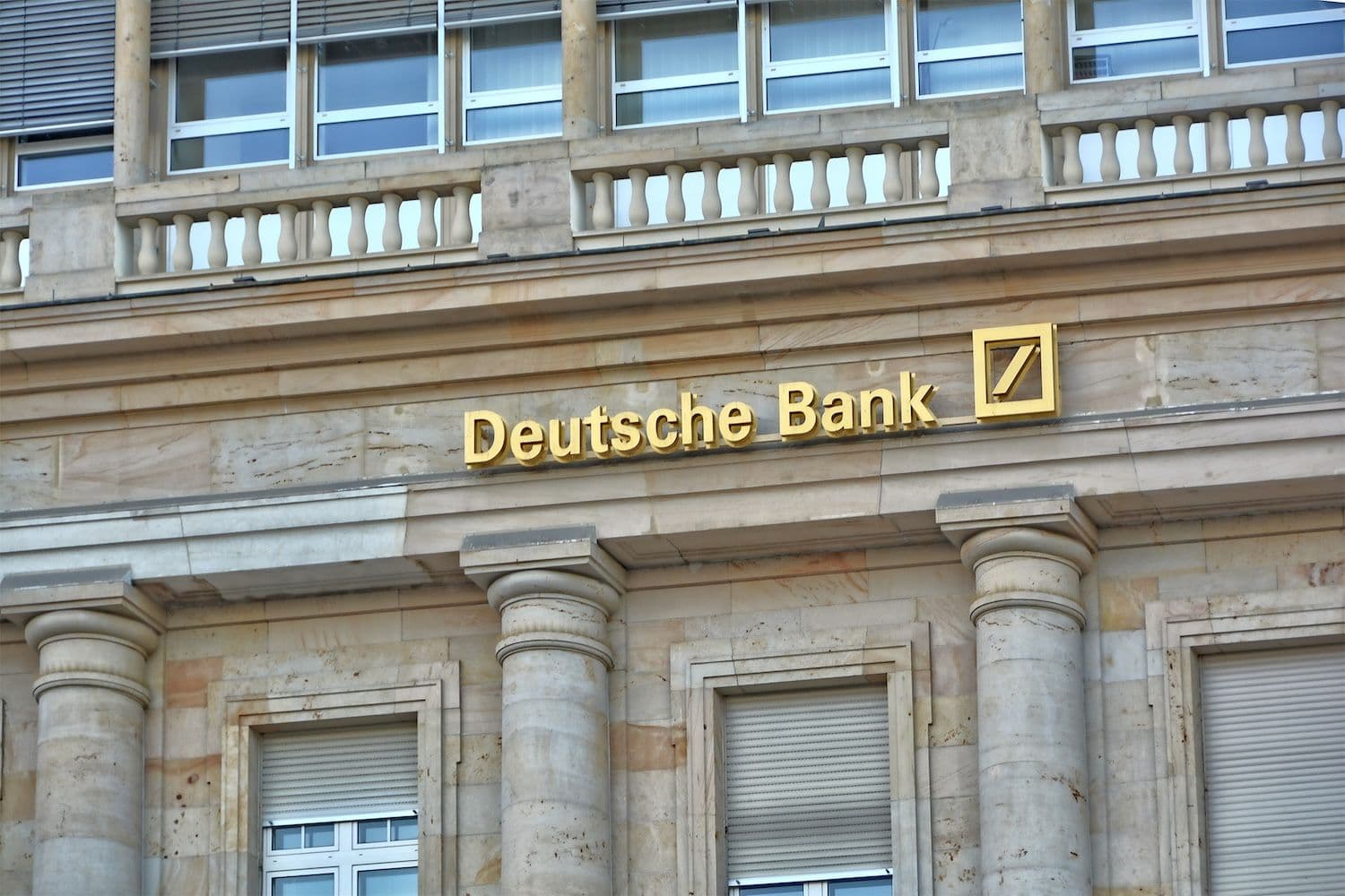Deutsche Bank considera iniciativa conjunta de stablecoin  da indústria em meio à clareza regulatória