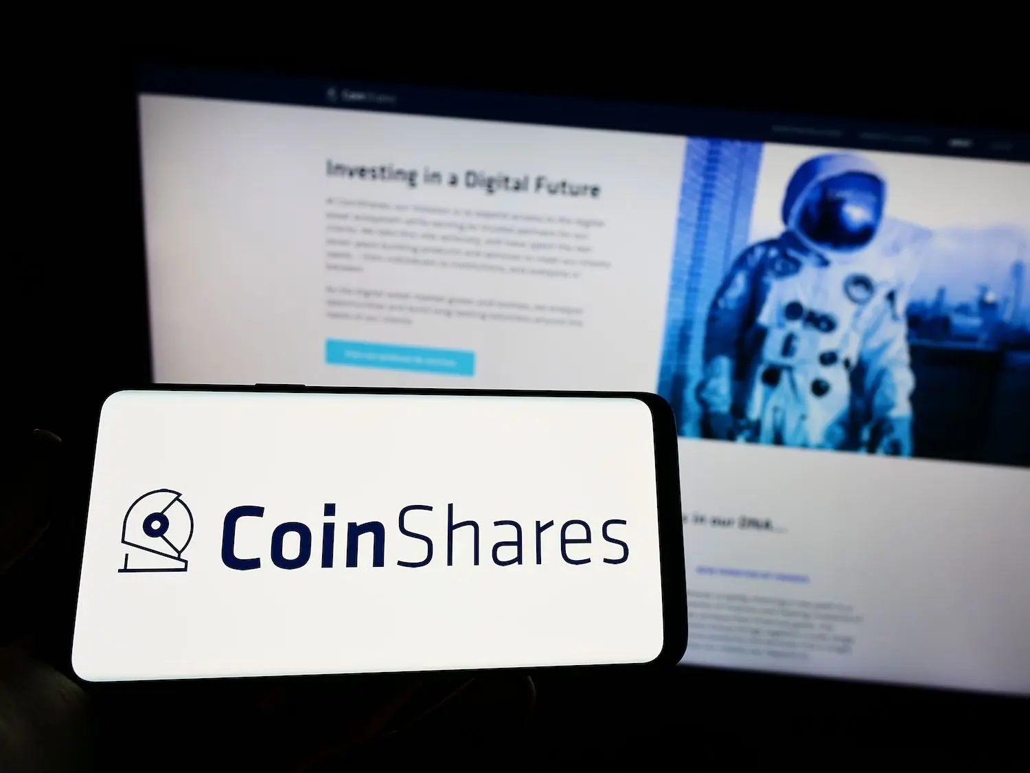 CoinShares Abandons XRP, Solana ETF Plans Despite Robust Market Demand