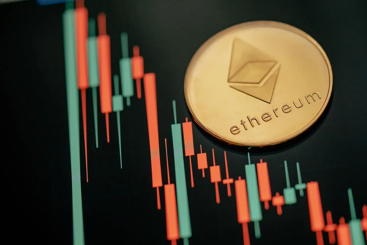 Ethereum Breakdown Points To 28% Decline, Long-Term Holder Data Confirms