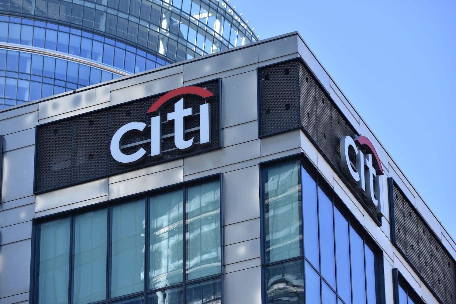 desktop-citigroup-predicts-nearly-5-decline-in-ether-price-through-december-2025