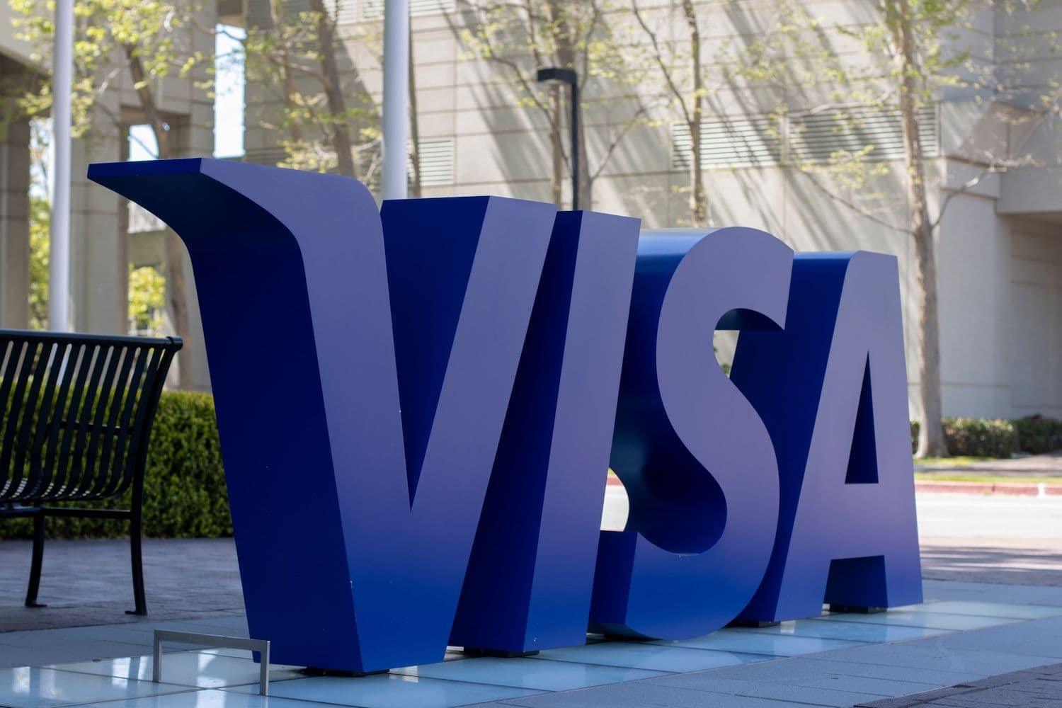 desktop-visa-uruchamia-pilotażowy-program-ze-stablecoinami-aby-zastąpić-wstępnie-zasilane-konta-walutowe
