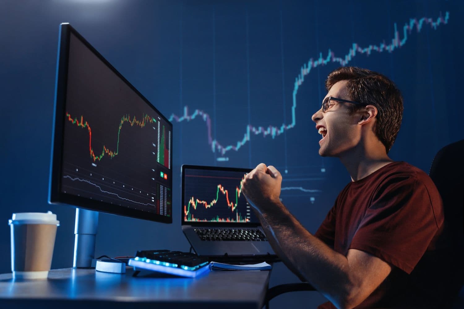 desktop-whale-transforms-dollar300000-aster-investment-into-dollar7-million-windfall